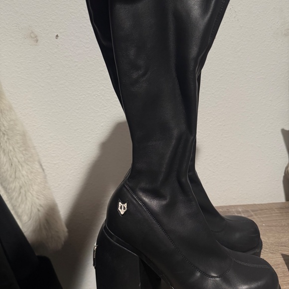 Naked Wolfe Spice Black Stretch - Picture 2 of 4